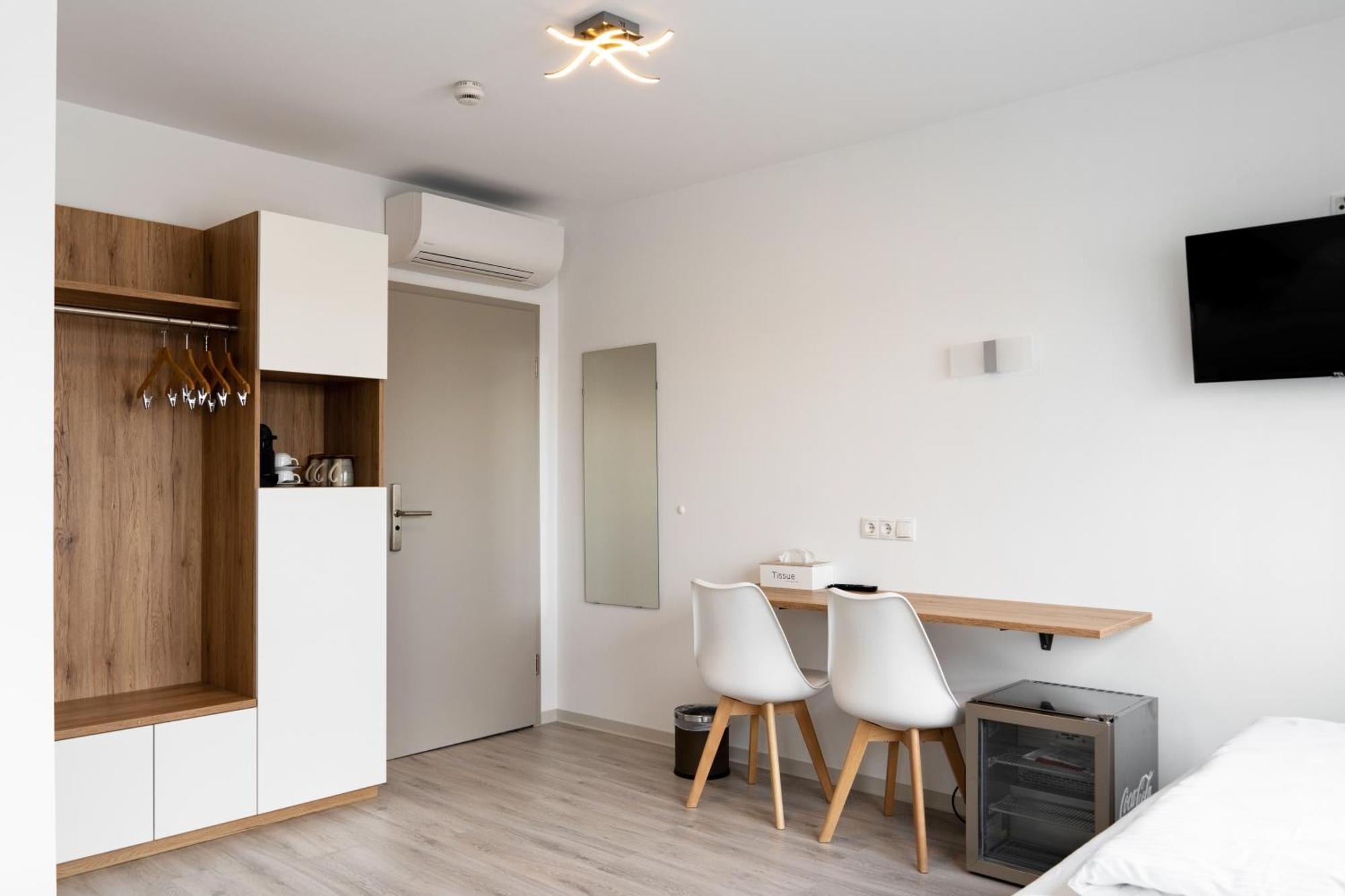 Hotel 83 Bonn Ngoại thất bức ảnh